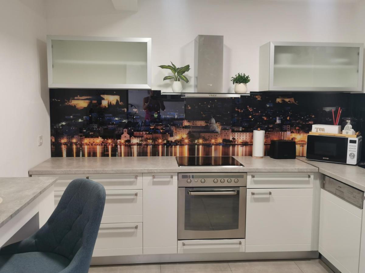 Apartament *Enjoy* Szybenik Zewnętrze zdjęcie